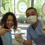 抜歯後の笑顔２。